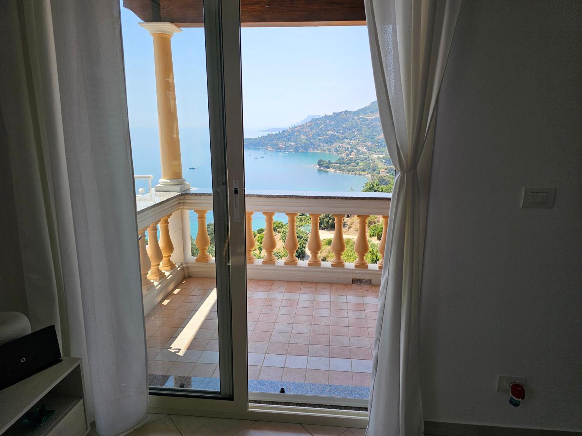 Villa Avocado à Vintimille Extérieur photo